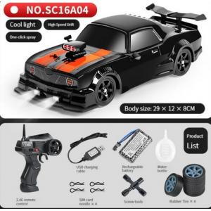 2.4G Kumandalı 18 Km Şarjlı Işıklı Duman Atan 4x4 Drift Araba Dodge Challenger 28 Cm