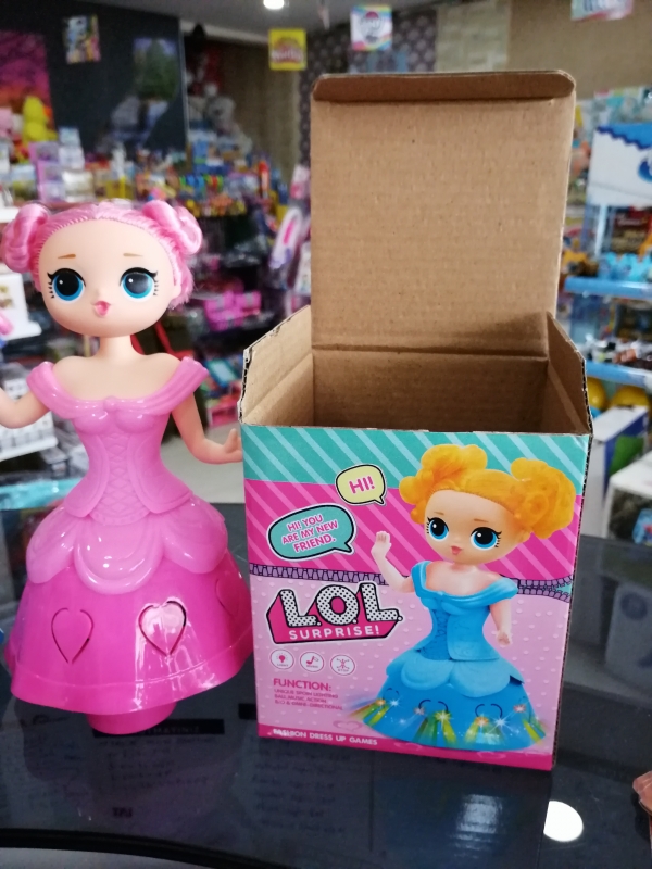 LOL Bebek benzeri Seslı Işıklı Kendı Etrafında Dönen Bebek LOL Bebek benzeri Seslı Işıklı Kendı Etrafında Dönen Bebek